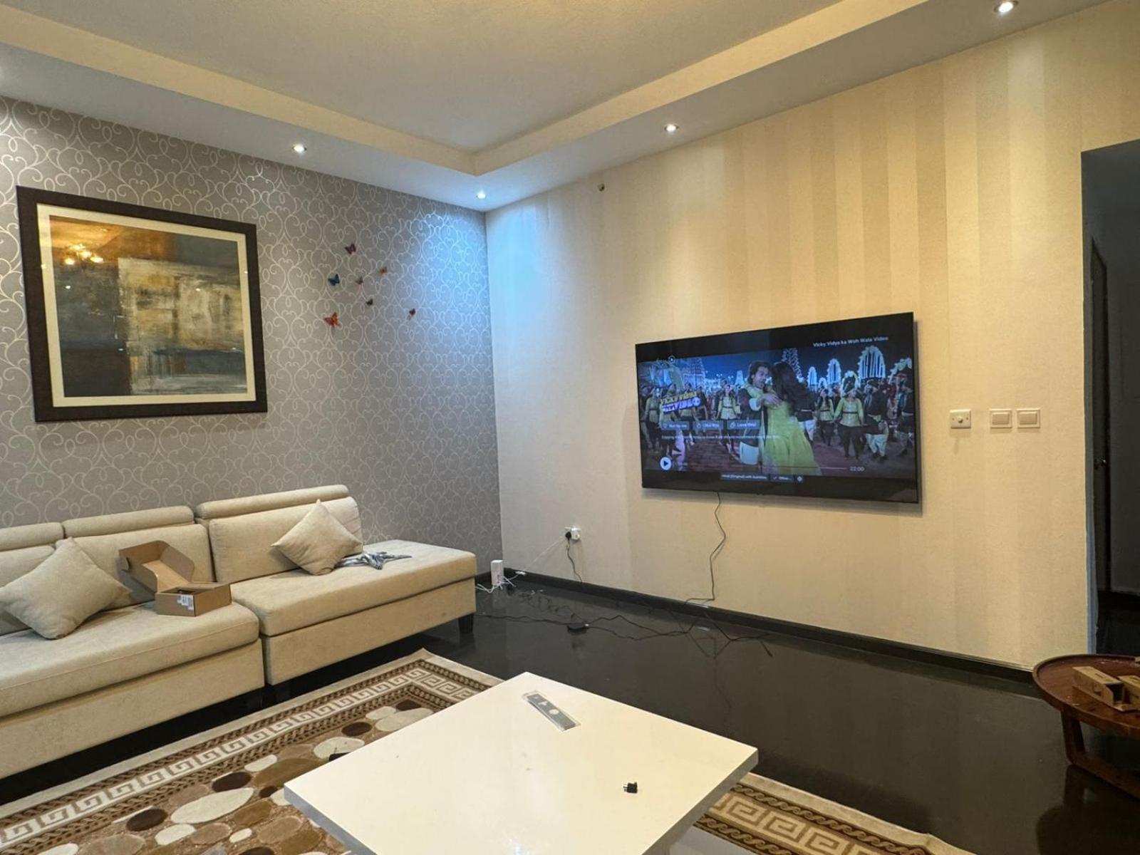 Sadaf 8 Jbr Luxury Master Bedroom Near Tram ドバイ エクステリア 写真